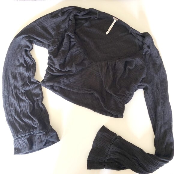 Free People Tops - Free People Black Ribbed Crop Ruffle Cuff Sleeve Top Small